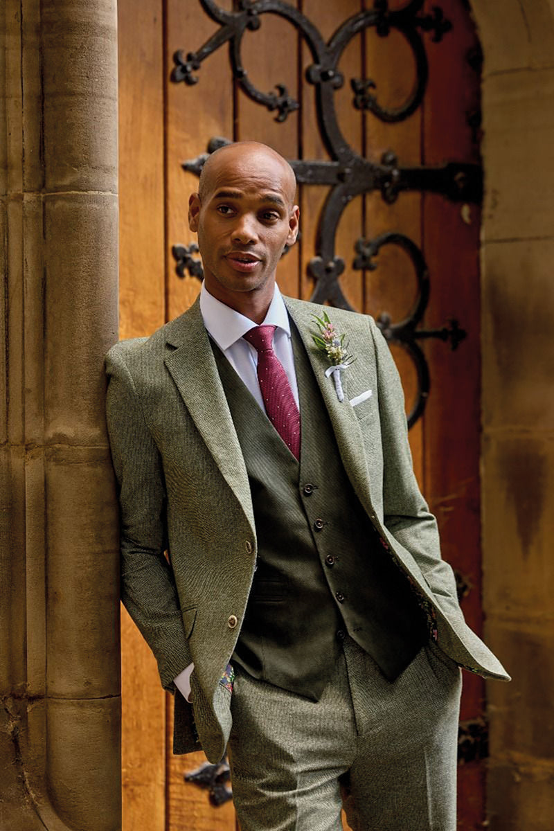 Groomswear – Destination Vs Home Weddings